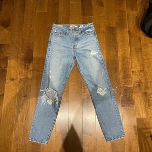 Levi Wedgie Jeans Size 25